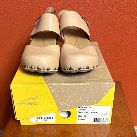 Dansko Thea - Picture 1 of 4